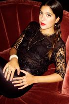 Noor Portrait 3.jpg