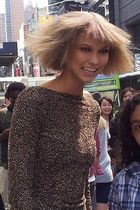 karlie-kloss-daft-punk-vogue-2-6jun13-instagram-1.jpg